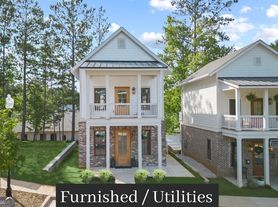 3020 State St, Peachtree City, GA