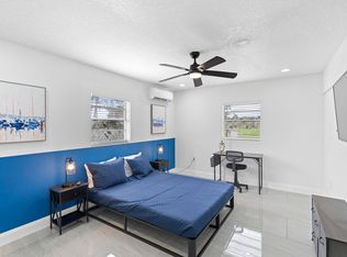 1824 Lake St #2, Oviedo, FL 32765