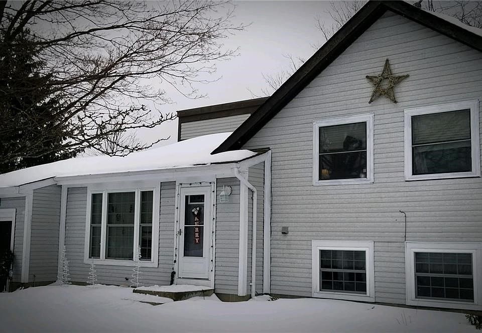 1st image of 7103 Newport Ct