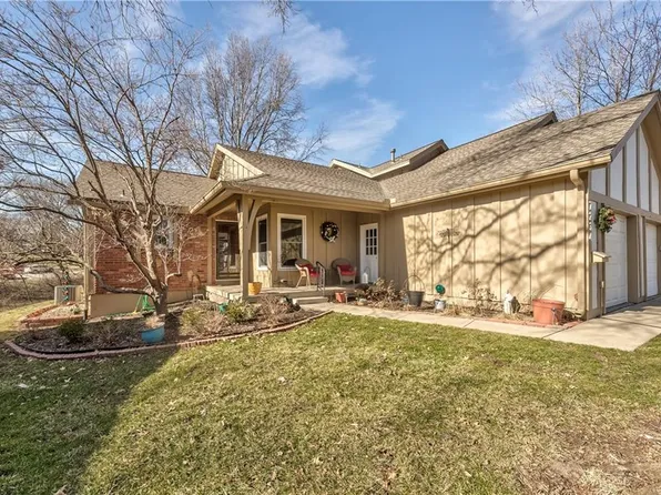 7234 Mastin St, Merriam, KS 66203