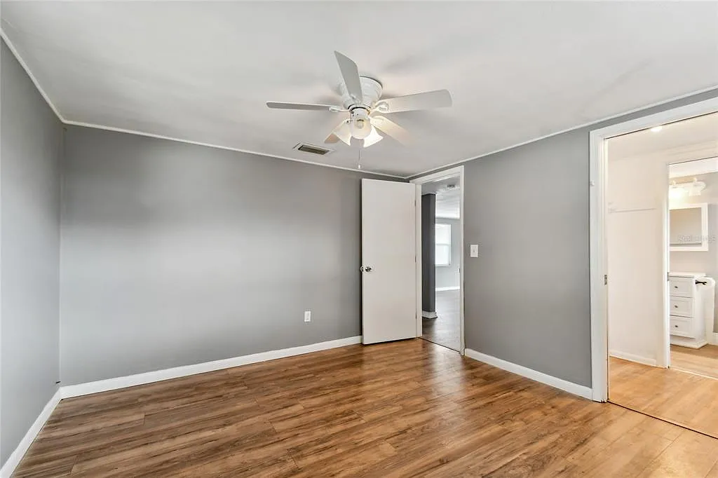 2 bed, 1.5 bath, 1046 sqft, $1,695 — Photo 4