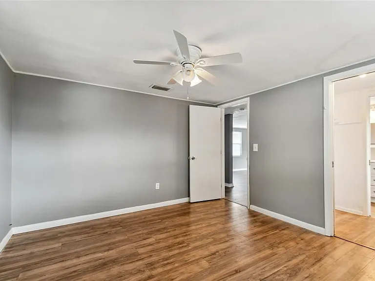 7721 Arbordale Dr — Photo 4