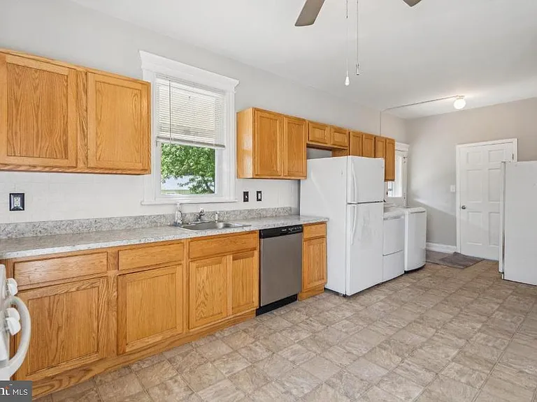 608 Clements Bridge Rd — Photo 11