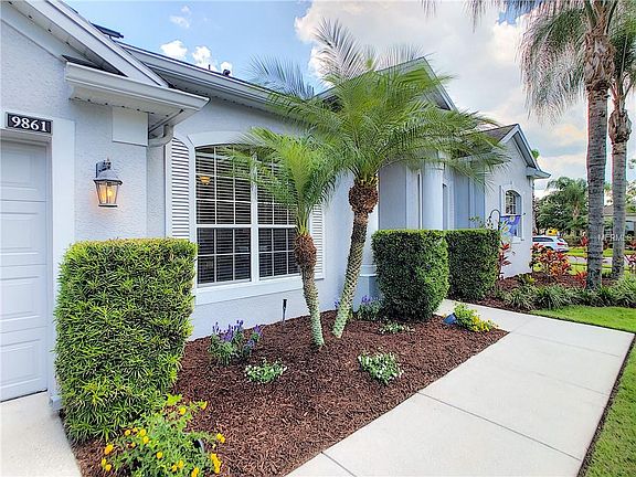 4th image of 9861 Mountain Lake Dr