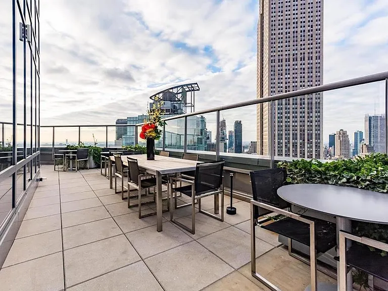 160 Madison Ave #24G — Photo 13