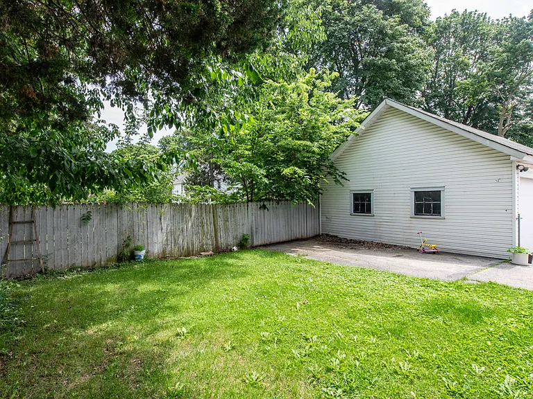 419 Hickory St #2 — Photo 24
