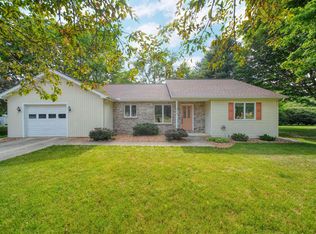 246 Village Ln, Concord, MI 49237
