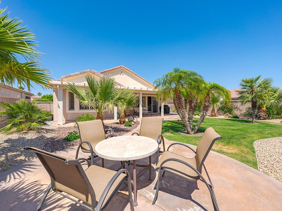 1st image of 78145 Providence Cir