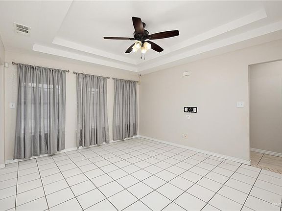 3rd image of 2613 Umbrellabird Ave