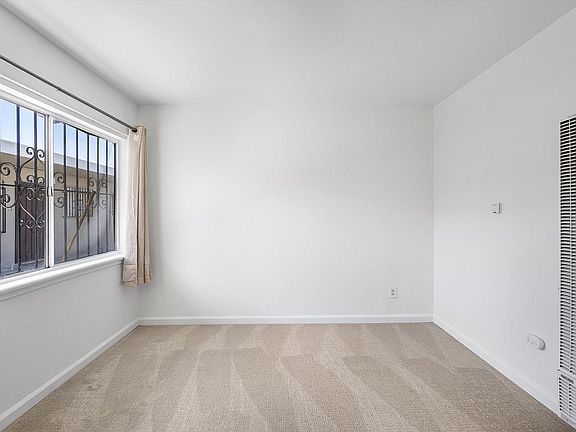 4th image of 1843 & 1847 E 25th St #2