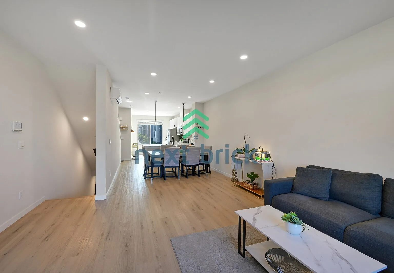 Modern Corner Townhome | 2 Bed + Flex Room | 2.5 Bath | Mountain Views — Photo 3