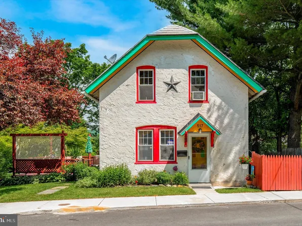 517 Oak St, Coatesville, PA 19320