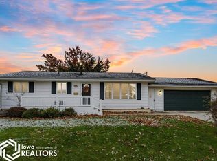 203 Rainbow Dr, Marshalltown, IA 50158