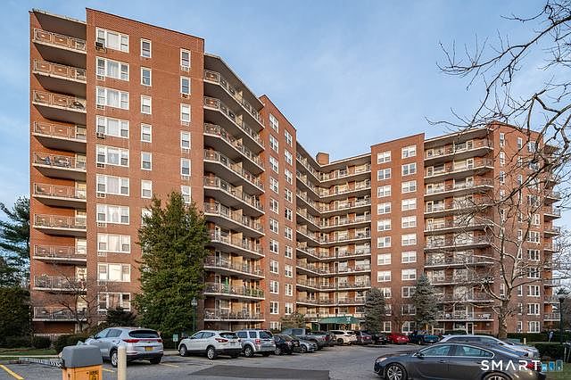 1st image of 91 Strawberry Hill Ave APT 929