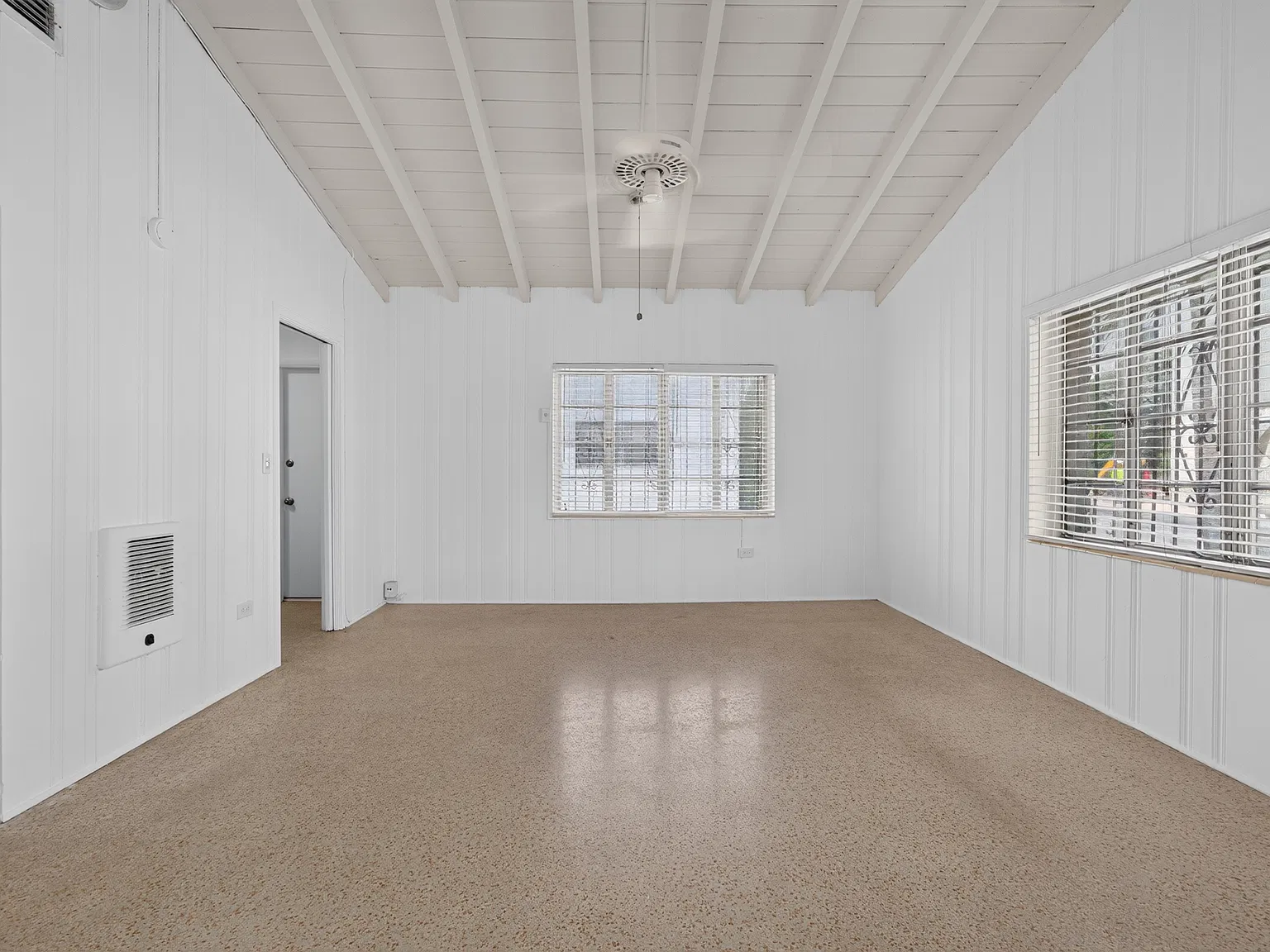 330-340 Madeira Ave. - 330-04 — Photo 3