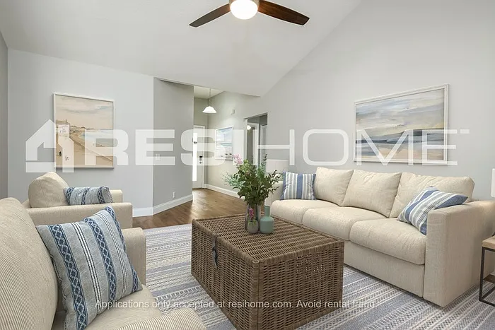 159 Beverly Dr — Photo 6