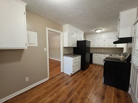 2nd image of 1905 White St APT A