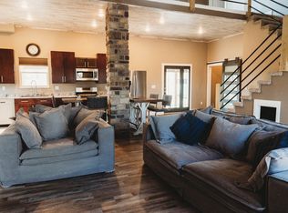 8433 Tulip St, Dexter, IA 50070