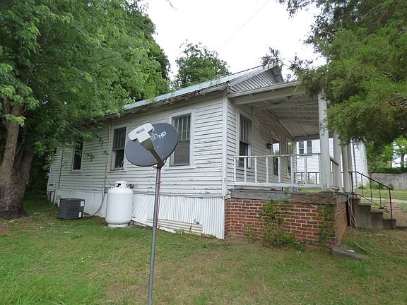 4th image of 1204 College St