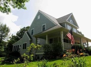 10 Abbey Gate Rd, Cotuit, MA 02635