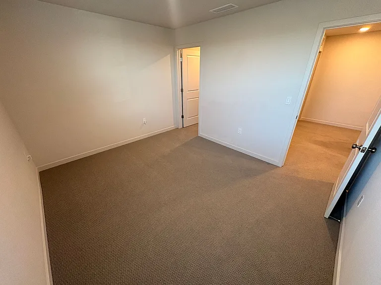 1463 S Orbit Cir — Photo 10