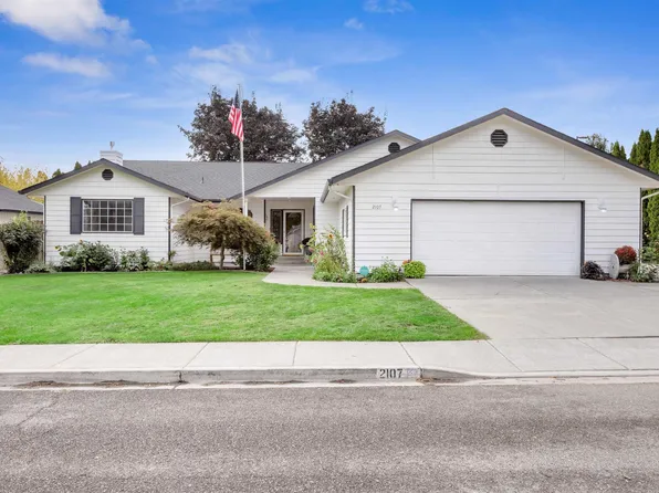 2107 W 34th Ave, Kennewick, WA 99337