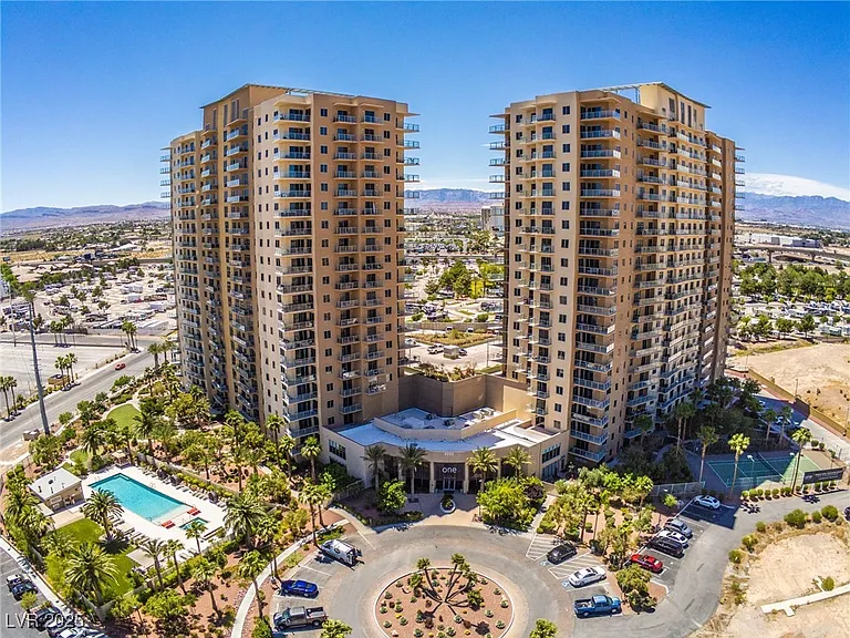 8255 Las Vegas Blvd S #1702 — Photo 36