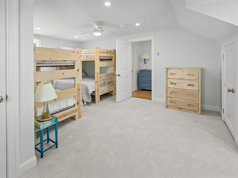 8805 Monmouth Ave — Photo 34