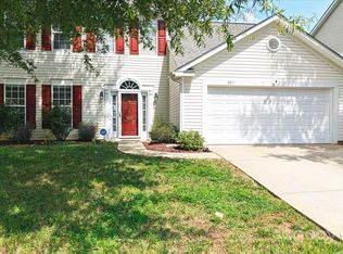 8837 Goldfields Dr, Charlotte, NC 28227