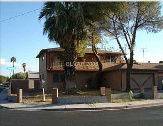 3rd image of 2916 Armin Ave