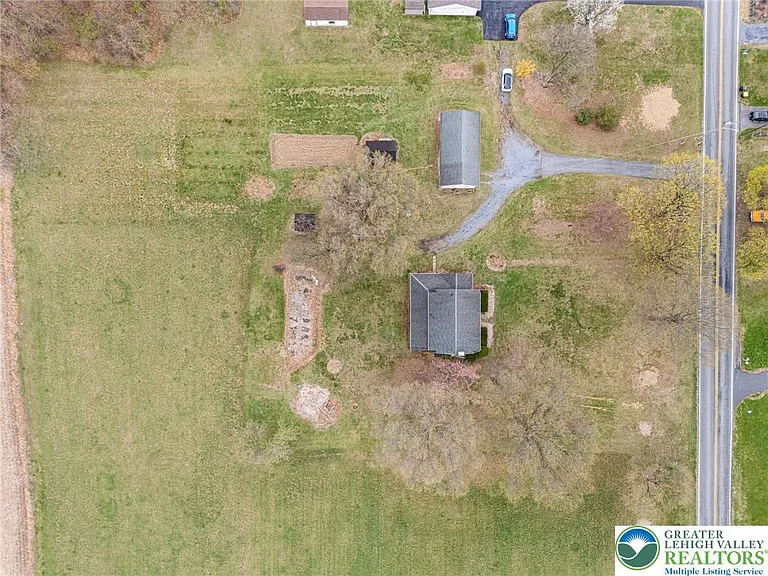 301 Ontelaunee Dr — Photo 21