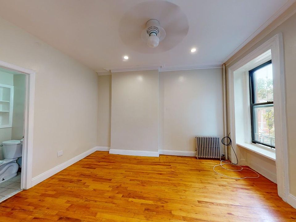 2nd image of 469 State St APT 3F