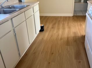 2225 E 14th St, Long Beach, CA 90804