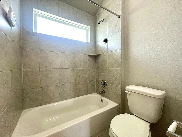 6701 Wolf Pack Dr — Photo 28