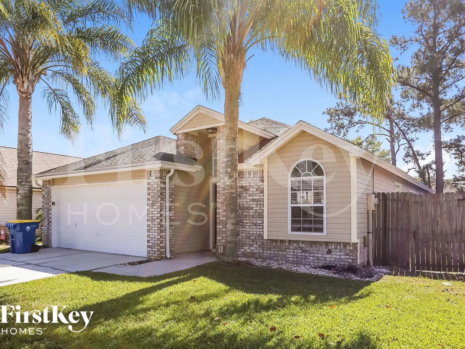 3 bed, 2.0 bath, 1437 sqft, $2,690 — Photo 2