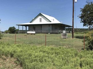 185 Chastain Rd, Jacksboro, TX 76458