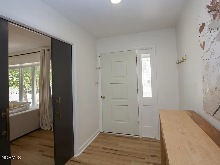 1000 Robinwood Rd — Photo 9