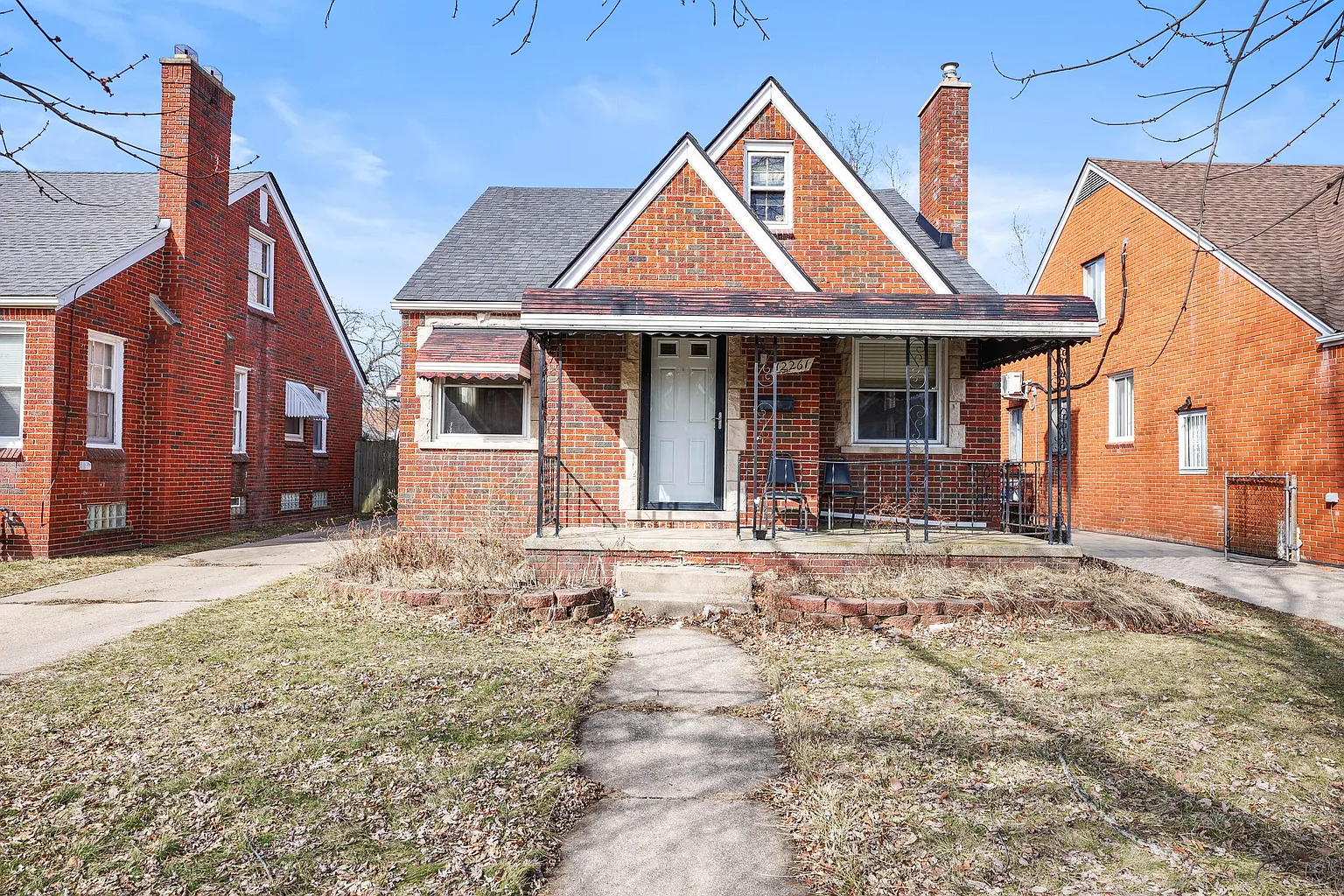 12261 Lansdowne St photo 1
