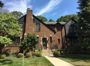 606 Hollywood Pl, Saint Louis, MO