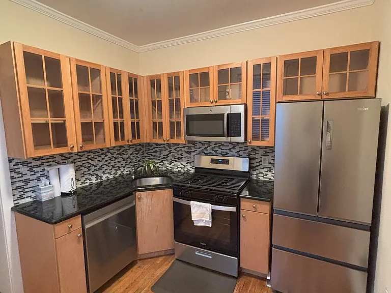 473 Jersey Ave #202 — Photo 12