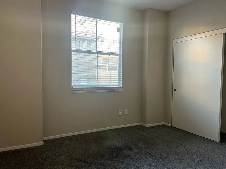 1355 Nicolette Ave #1323 — Photo 28