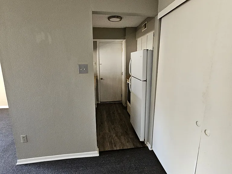 6676 Whispering Oak Pl #4 — Photo 7