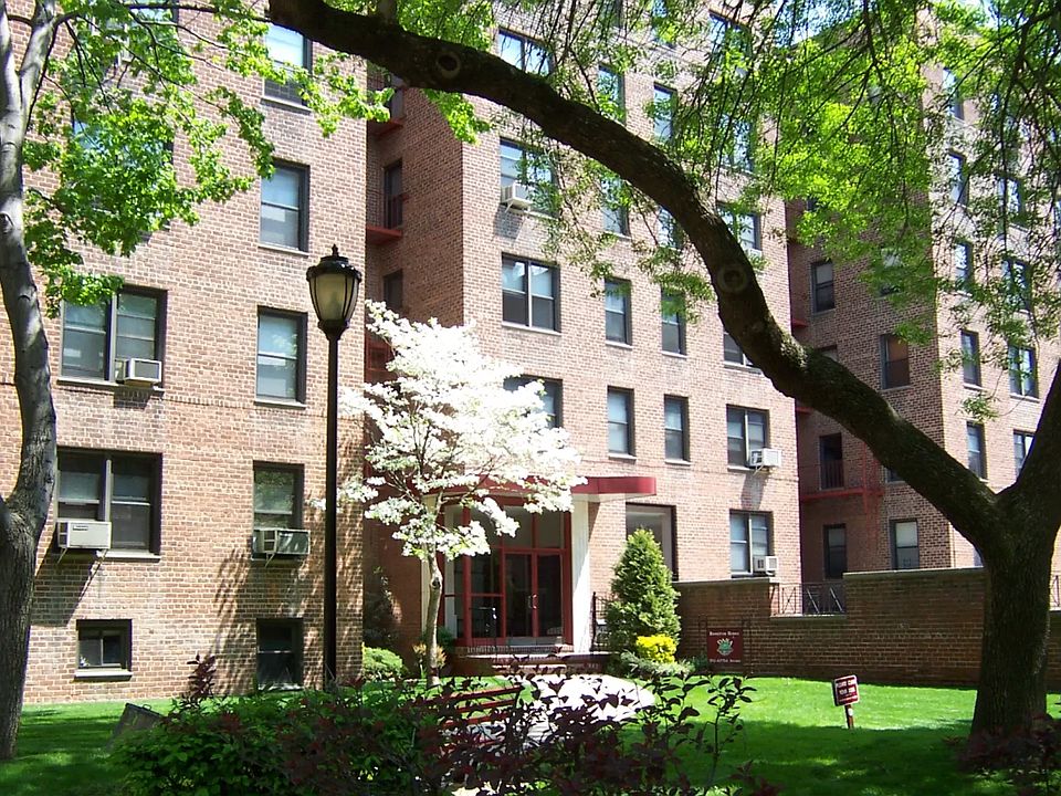 1st image of 150-25 72nd Ave APT 5H