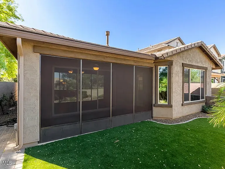 3432 E Strawberry Dr — Photo 22