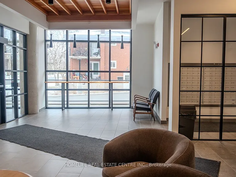 312 Erb St W #105 — Photo 2