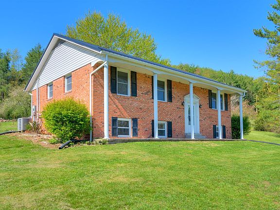 5th image of 6434 Clapboard Ln