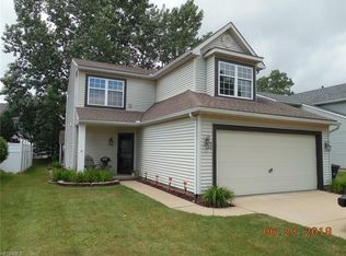 536 Wykeham Ct, Akron, OH