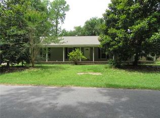 3209 Magnolia Ln, Ocean Springs, MS 39564
