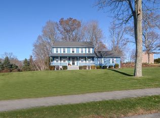 6 Tipperary Dr, Sutton, MA 01590