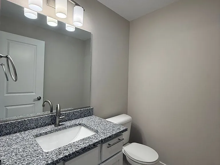 10101 Stark Dr — Photo 6